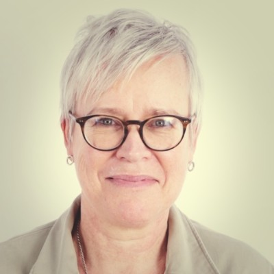 Portrait of Dr. Lucy Kimbell